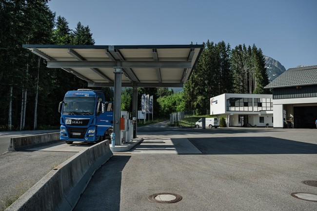 Tankstelle in Abtenau, Ortsteil Schratten